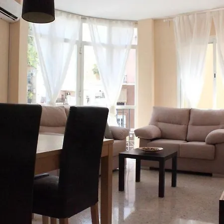 Renovado Y Muy Cerca Del Centro Urbano Appartement